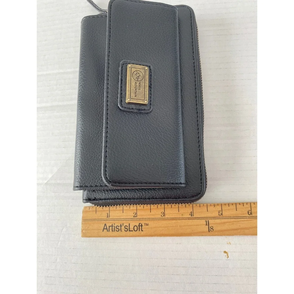 White Mountain Wallet Womens OS Black Excellent Zip‎ Around Pebbled Faux Leather